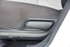 2015款铃木奥拓1.0L自动限定版