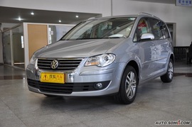 大众途安1.8T手自一体智尊版5座