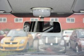 2015款铃木奥拓1.0L自动限定版