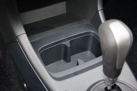 2015款铃木奥拓1.0L自动限定版