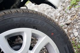 2015款铃木奥拓1.0L自动限定版
