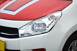 2015款铃木奥拓1.0L自动限定版