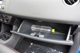 2015款铃木雨燕1.5L手动限定版到店实拍
