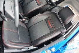 2015款铃木雨燕1.5L手动限定版