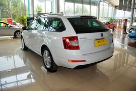 2015款斯柯达明锐旅行版1.8T逸享版