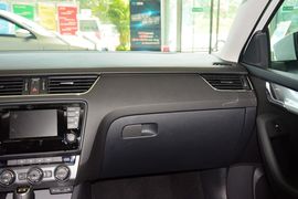 2015款斯柯达明锐旅行版1.8T逸享版