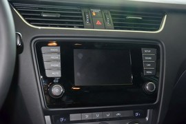 2015款斯柯达明锐旅行版1.8T逸享版