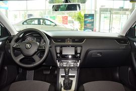 2015款斯柯达明锐旅行版1.8T逸享版