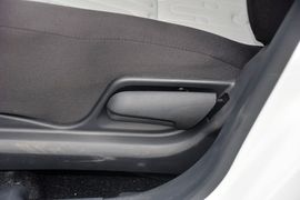 2015款铃木奥拓1.0L手动限定版