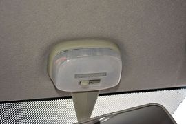 2015款铃木奥拓1.0L手动限定版