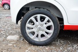 2015款铃木奥拓1.0L手动限定版