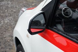 2015款铃木奥拓1.0L手动限定版