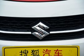 2015款铃木奥拓1.0L手动限定版