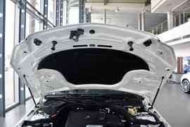 2015款奔驰E260L运动时尚型