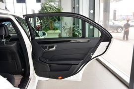2015款奔驰E260L运动时尚型