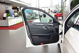 2015款奔驰E260L运动时尚型
