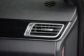 2015款奔驰E260L运动时尚型
