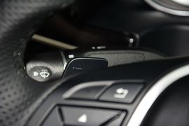 2015款奔驰E260L运动时尚型