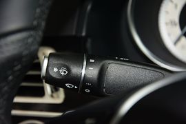 2015款奔驰E260L运动时尚型