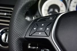 2015款奔驰E260L运动时尚型
