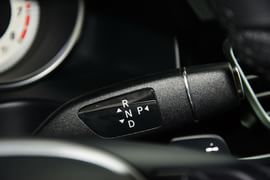 2015款奔驰E260L运动时尚型