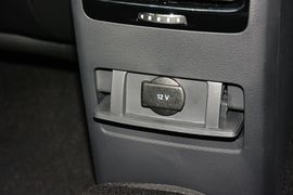 2015款大众速腾1.6L手动舒适型
