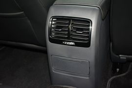 2015款大众速腾1.6L手动舒适型