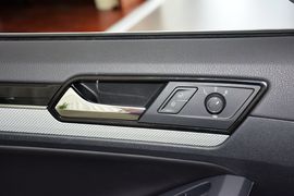 2015款大众速腾1.6L手动舒适型