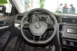 2015款大众速腾1.6L手动舒适型