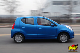 2009款长安铃木新奥拓1.0自动豪华型