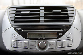 2009款长安铃木新奥拓1.0自动豪华型