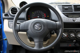 2009款长安铃木新奥拓1.0自动豪华型