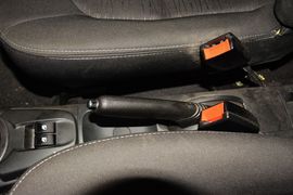 2012款长安奔奔mini