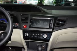 2014款本田思域1.8L自动舒适版