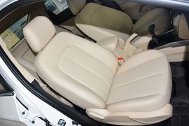 2015款长安逸动1.6L手动豪华型
