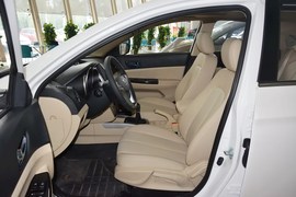 2015款长安逸动1.6L手动豪华型