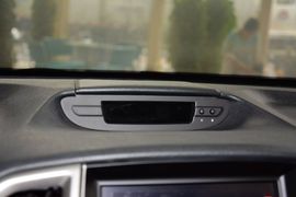 2015款长安逸动1.6L手动豪华型