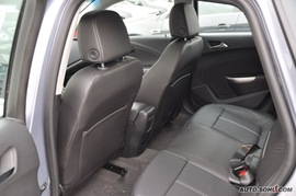 2010款别克英朗1.8L