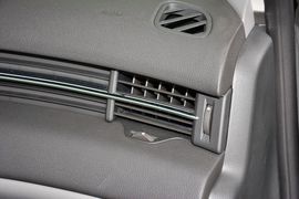 2014款雪佛兰迈锐宝2.0L手自一体豪华版