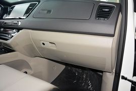 2015款起亚嘉华3.3L自动型