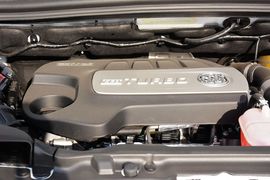 2015款别克昂科拉1.4T手动两驱都市进取型