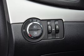 2015款别克昂科拉1.4T手动两驱都市进取型