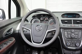 2015款别克昂科拉1.4T手动两驱都市进取型
