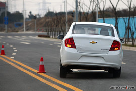 2010款新赛欧1.4手动豪华版试驾