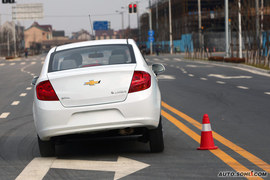 2010款新赛欧1.4手动豪华版试驾