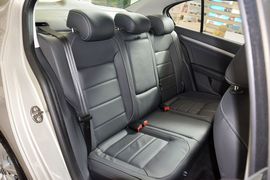 2015款大众朗逸1.6L自动舒适型