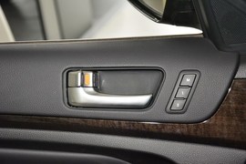 2013款起亚凯尊2.4L