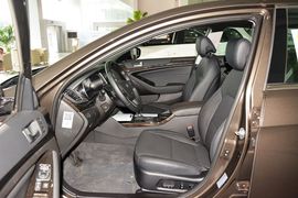 2013款起亚凯尊2.4L