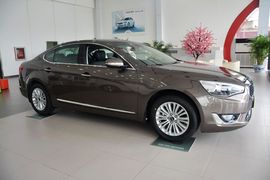 2013款起亚凯尊2.4L
