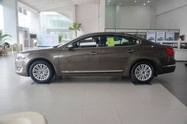 2013款起亚凯尊2.4L